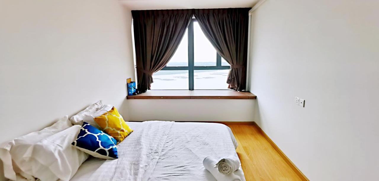 Superb Seaview Royal Strand Danga Bay Country Garden Leilighet Johor Bahru Eksteriør bilde